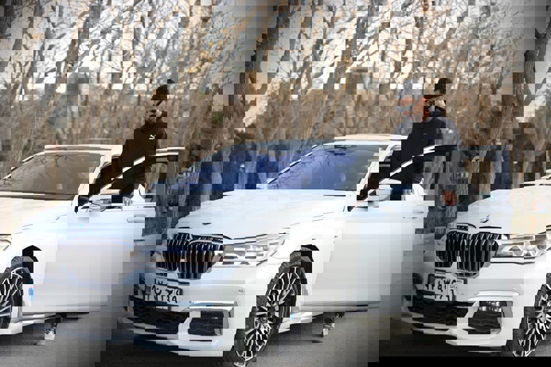 2187137