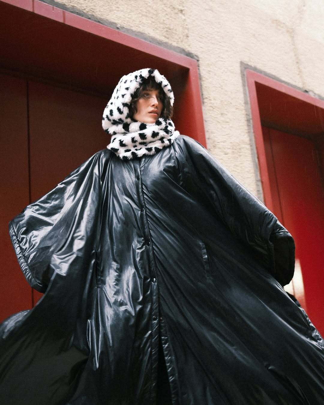 1962125_701