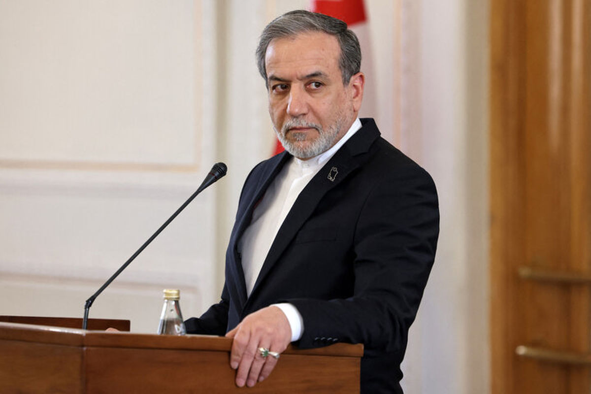 عراقچی پاسخ اظهارات گستاخانه نتانیاهو را داد؛ او جنایتکار جنگی تحت تعقیب است