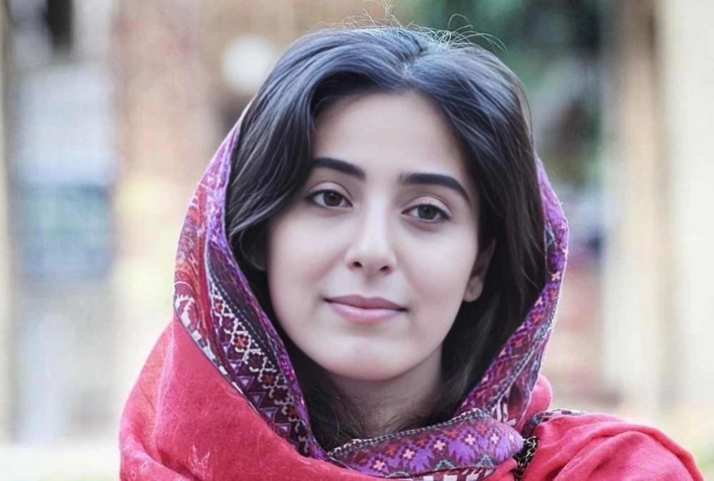آناهیتا افشار (مرضیه)