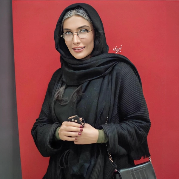 لیلا زارع