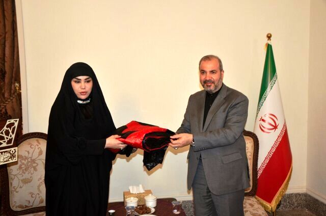 هدیه ویژه عراقیها به سحر امامی مجری شجاع صداوسیما + عکس