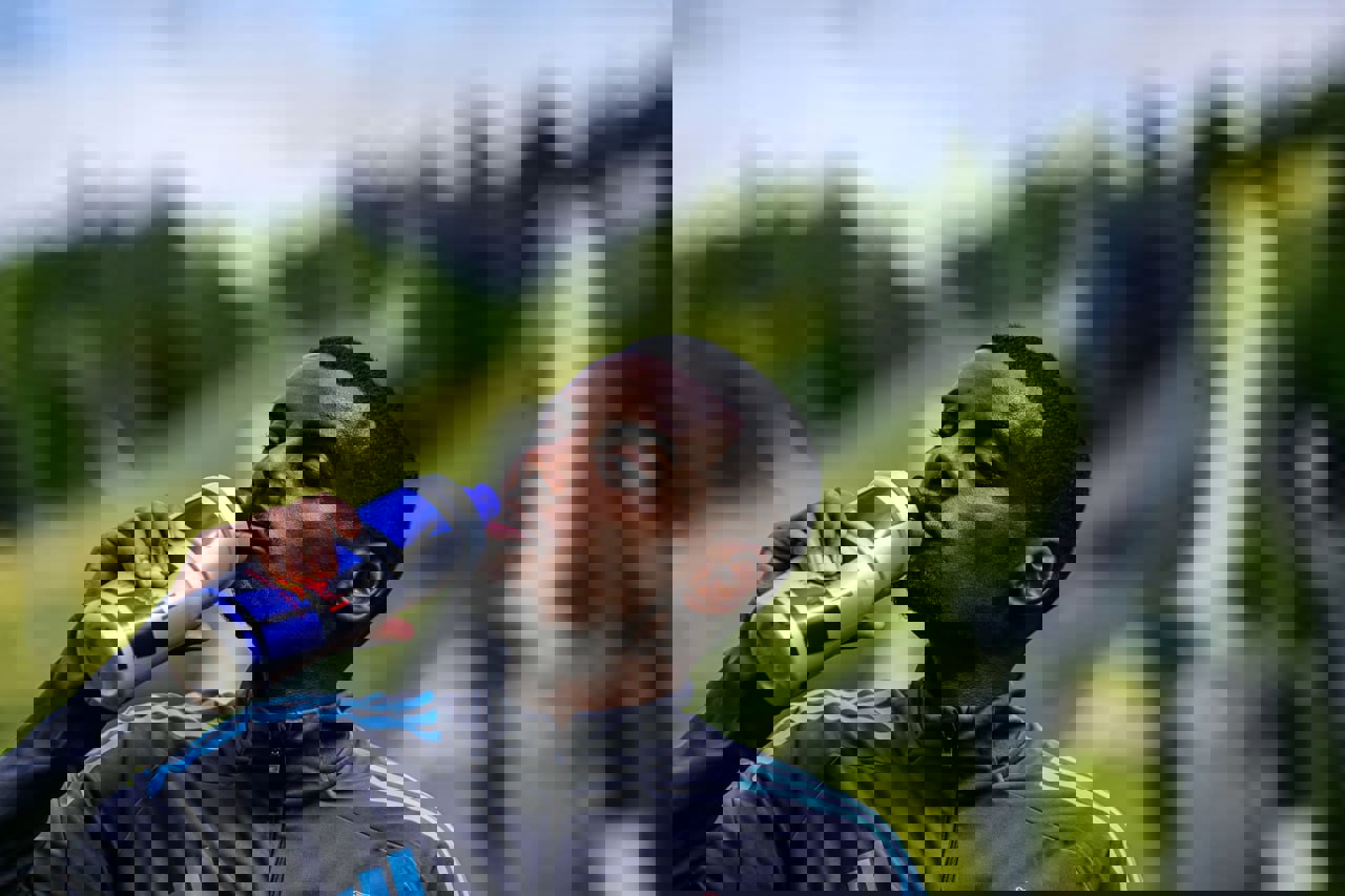 2211298
