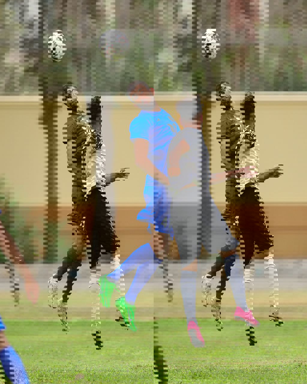 2212686