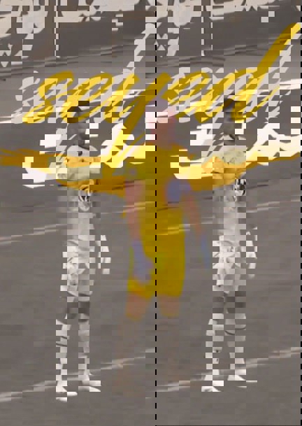 2210978