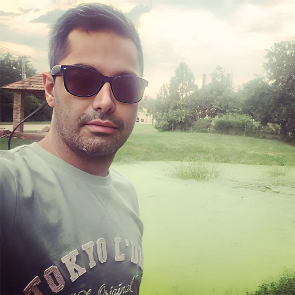 اشکان اشتیاق (منصور) سریال سه دنگ سه دنگ 