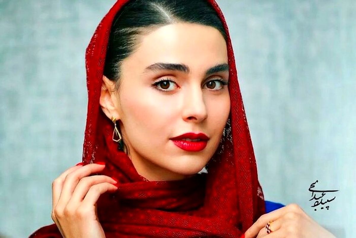 بیوگرافی و زندگی شخصی لاله مرزبان بازیگر سریال آبان