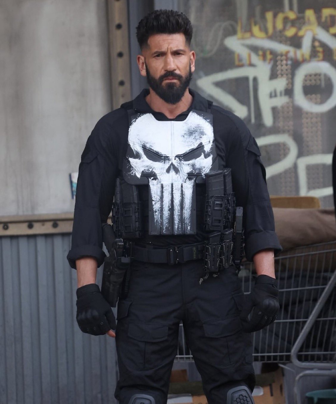 first look at jon bernthal in his new punisher suit اولین تصویر از جان برنثال در لباس جدید پانیشر منتشر شد - گیمفا