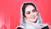 چشم‌انداز جدید از هانیه غلامی؛ ژست جذاب در کافه‌ای دنج