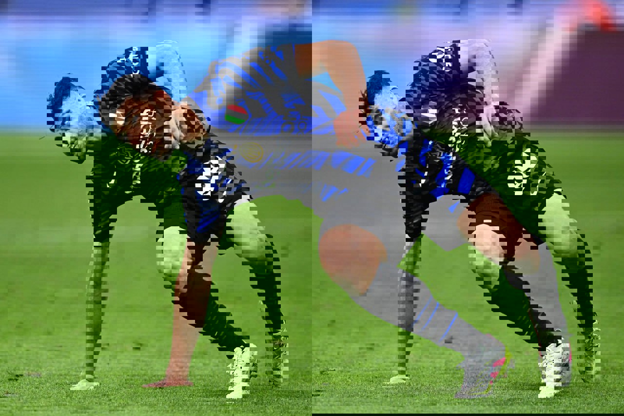 2217915