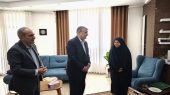 اسلامی با خانواده دانشمند هسته‌ای «شهید فریدون عباسی» دیدار کرد