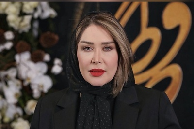 سارا منجزی‌پور با استایلی شلخته و ژست‌های مدلینگ خلاقانه