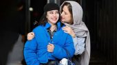 قاب امروز| الناز حبیبی و ستاره پسیانی 2 دلبر در حاشیه تئاتر جزیره لؤلؤ ‌