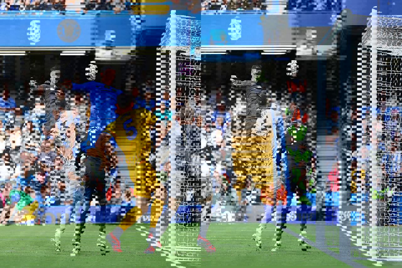 2231318
