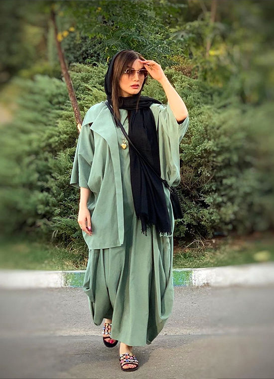 متین ستوده با صندل