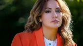 بیوگرافی مهناز افشار مجری برنامه زن روز؛ از شباهت به گوگوش تا ازدواج با یاسین رامین و تولد دخترش+عکس‌های خصوصی