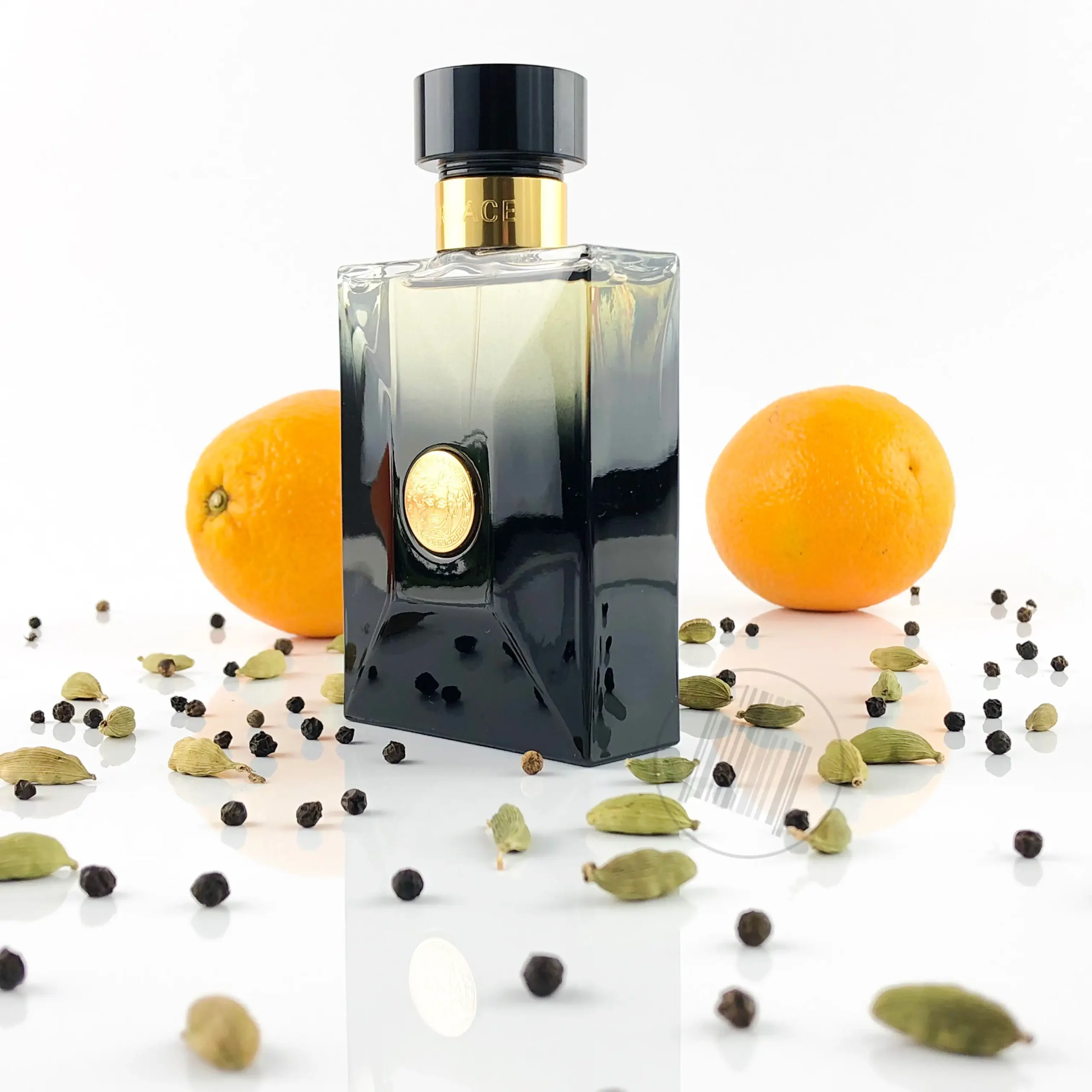 عطر مردانه مناسب پاییز Versace Oud Noir