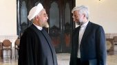 مردم خیلی وقت است از روحانی و جلیلی خسته شده‌اند/ اقوام جلیلی روی صدا و سیما چنبره زده‌اند!