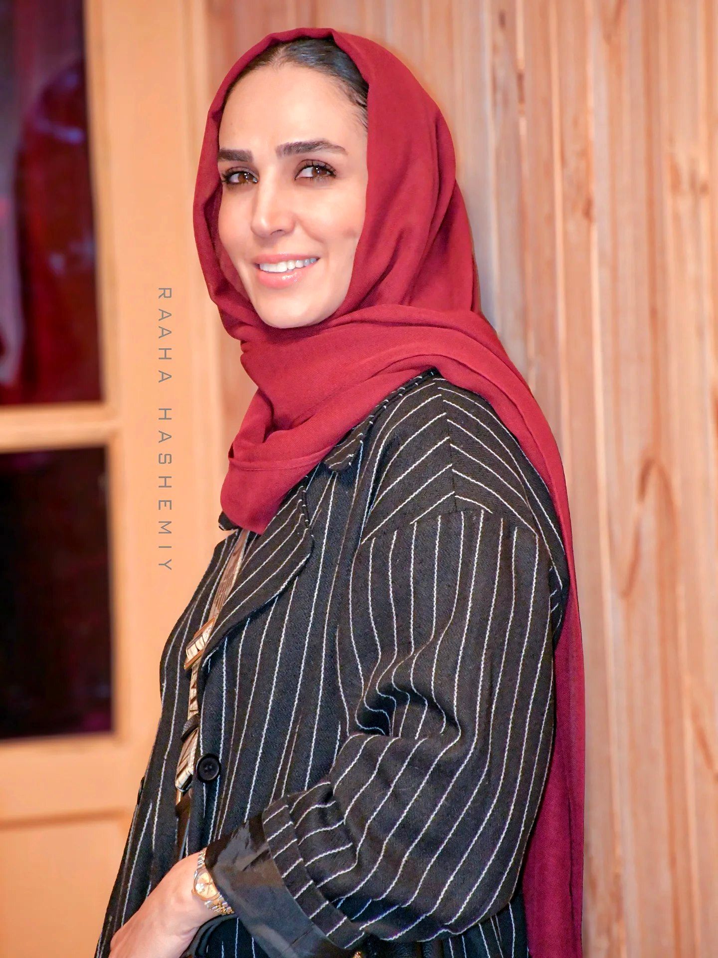 سوگل طهماسبی مهمان نمایش زنبورهای حوالی آزادی در تماشاخانه هما