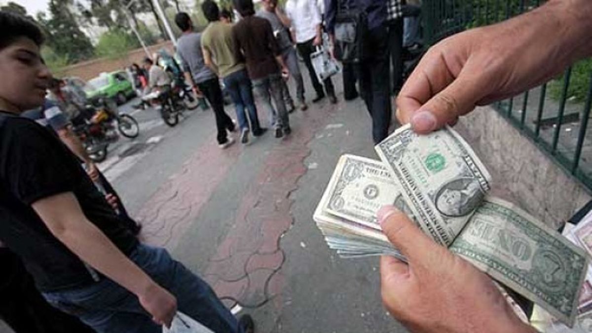 ریزش شدید بازار ارز؛ دلار ۲ هزار تومان ارزان شد