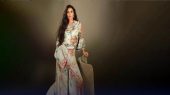 قاب امروز| انتخاب دمی مور ۶۲ساله به عنوان «زیباترین زن دنیا» در سال ۲۰۲۵ 