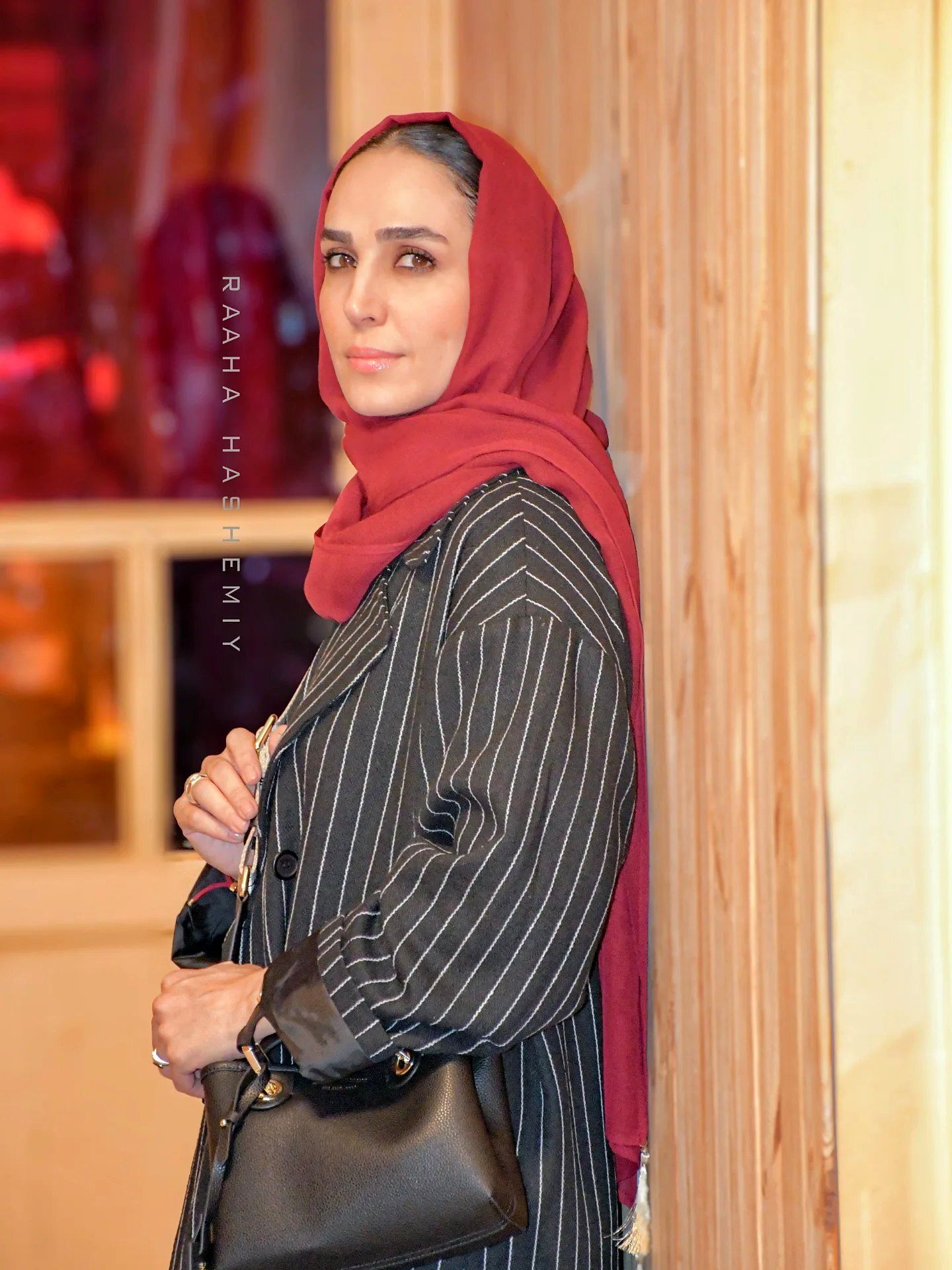 سوگل طهماسبی مهمان نمایش زنبورهای حوالی آزادی در تماشاخانه هما