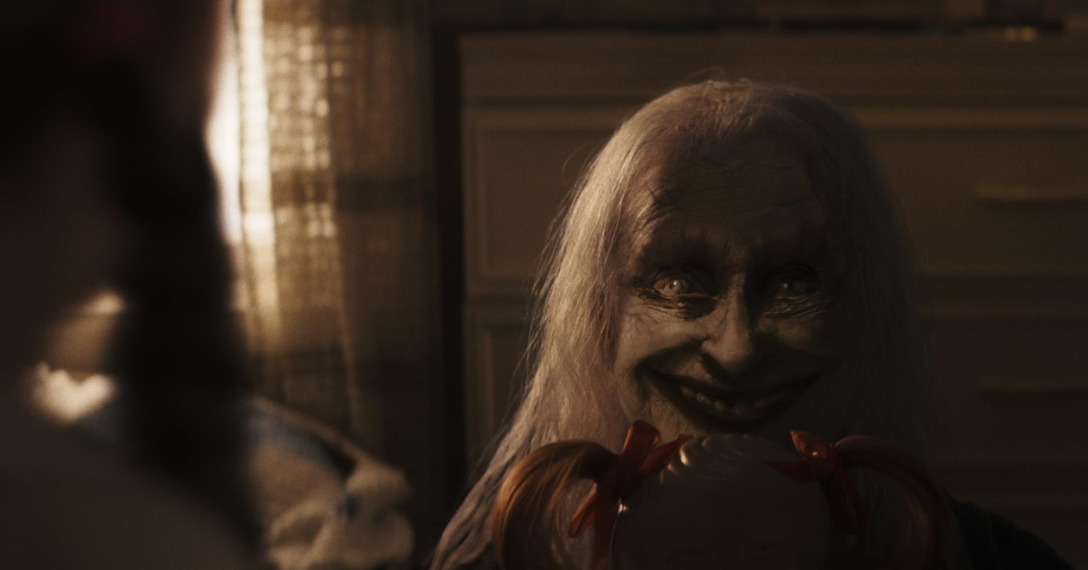 screenshot 505 نقد و بررسی فیلم The Conjuring: Last Rites | کلیشهای یا کلیشهشکن - گیمفا