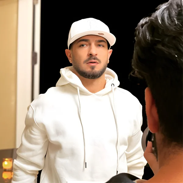سامی بیگی چطور خواننده شد و کیست