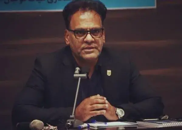 پیشنهاد یزدی‌ها به سازمان لیگ: میزبانی از دربی! 