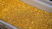 طلای جهانی عقب نشست / کاهش 0.3 درصدی اونس جهانی