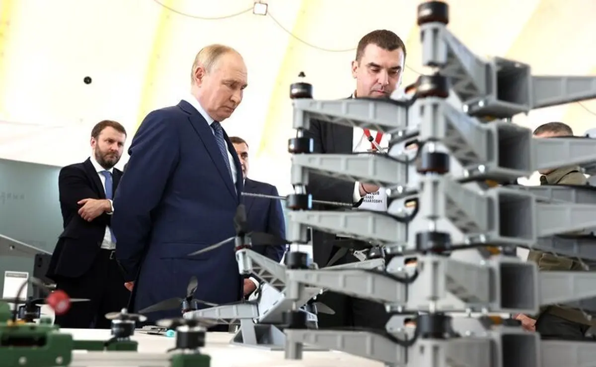 فعالیت‌های هوایی مشکوک در آسمان اروپا افزایش یافته/ پهپاد‌ها در ۱۵ کشور عضو ناتو مشاهده شده‌اند/ پوتین با این اقدام تلاش می‌کند توجه بین‌المللی را از اوکراین منحرف کند/ اقدام روسیه مشابه روش چین در آزمایش «صبر دفاعی» تایوان است