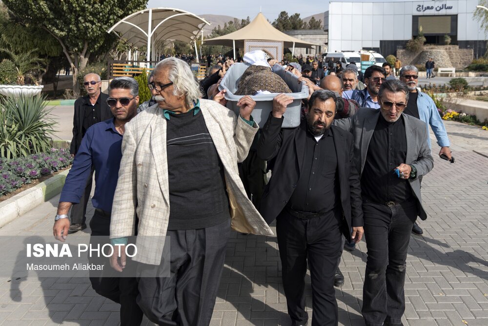 خاکسپاری همایون ارشادی 2