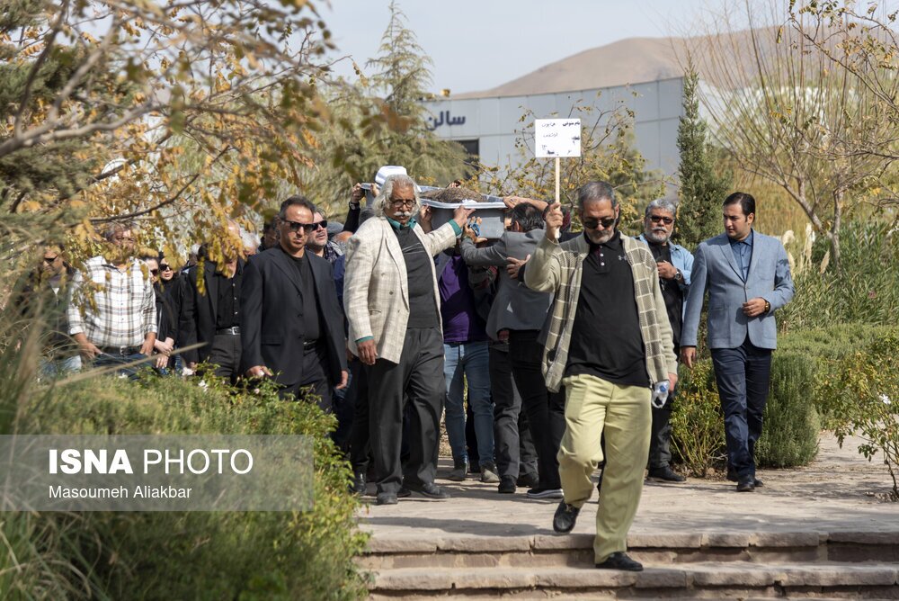 خاکسپاری همایون ارشادی 2