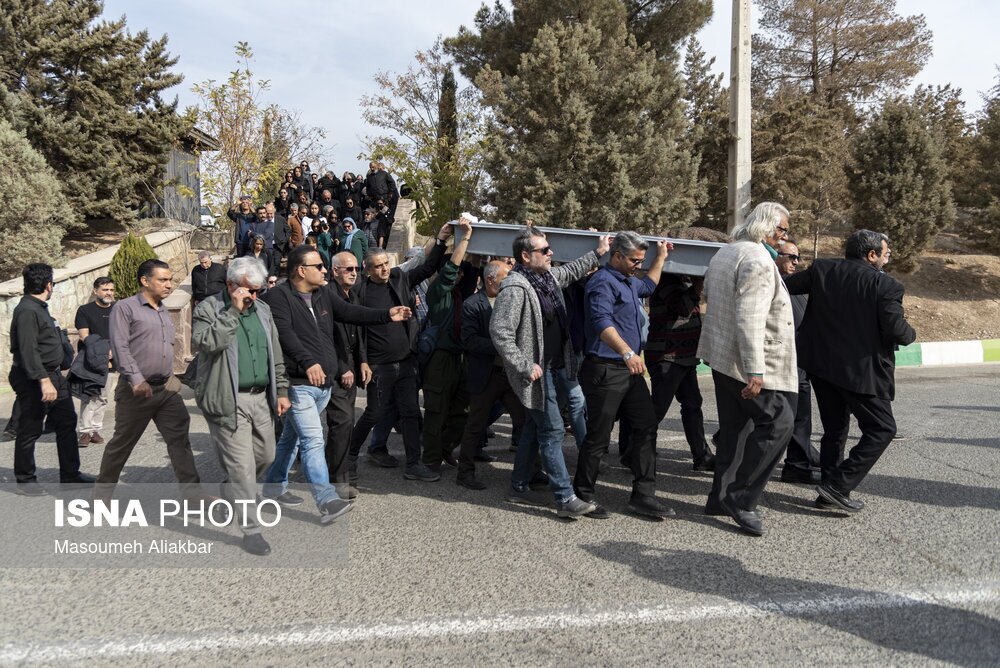 خاکسپاری همایون ارشادی 2