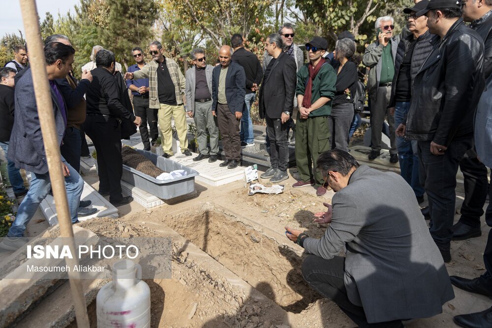 خاکسپاری همایون ارشادی 2