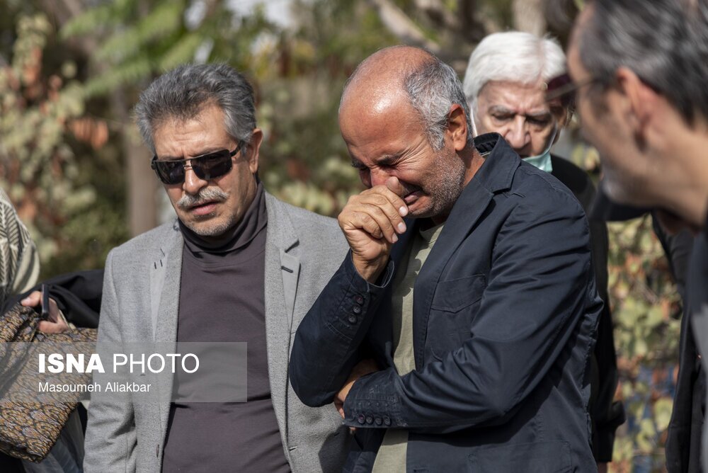 خاکسپاری همایون ارشادی 2