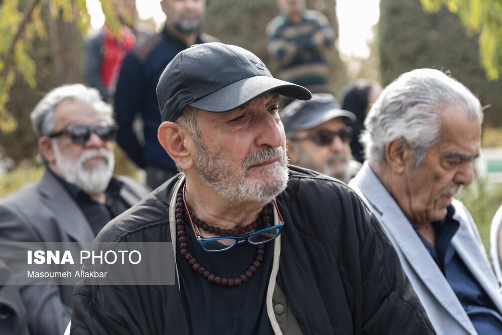 خاکسپاری همایون ارشادی 2