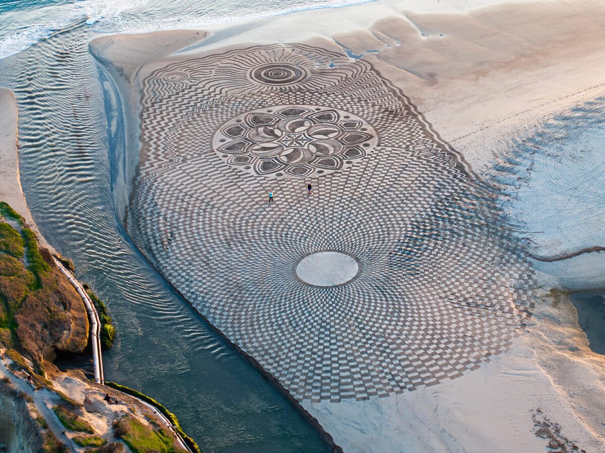 نقاشی ساحلی اثر برایتون دنوان