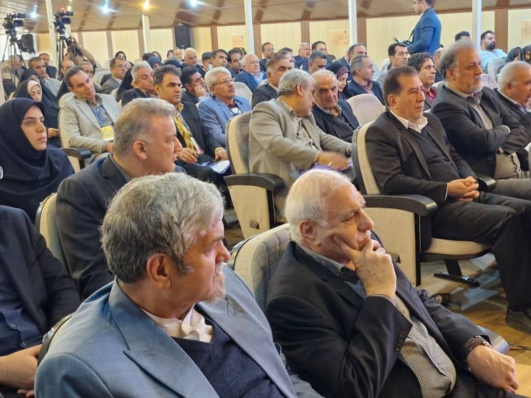 وزیر سابق آموزش و پرورش: سقوط آزاد بودجه آموزشوپرورش را متوقف کنید وزیر سابق آموزش و پرورش: سقوط آزاد بودجه آموزشوپرورش را متوقف کنید