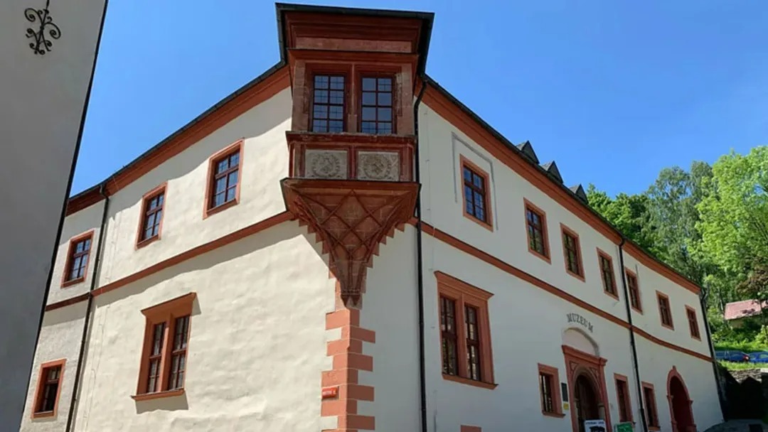 «یاخیموف»، شهری کوچک در جمهوری چک و از میراث‌ جهانی یونسکو، زادگاه اصلی دلار است