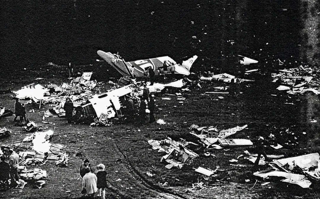 پرواز شماره ۳۶۷ در مسیر خود دو توقف برنامهریزیشده داشت که یکی از آنها کپنهاگ دانمارک بود؛ جاییکه وسنا و سایر اعضای تیم کابین به پرواز پیوستند. آنها هرگز به توقف دوم در زاگرب کرواسی نرسیدند. پرواز شماره ۳۶۷ در مسیر خود دو توقف برنامهریزیشده داشت که یکی از آنها کپنهاگ دانمارک بود؛ جاییکه وسنا و سایر اعضای تیم کابین به پرواز پیوستند. آنها هرگز به توقف دوم در زاگرب کرواسی نرسیدند.