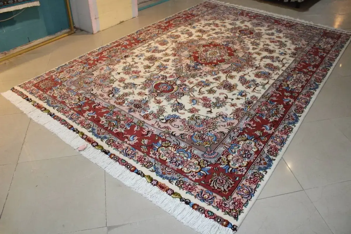 صادرات فرش دستباف ایران در سراشیبی سقوط؛ هدف ۴۰ میلیون دلاری امسال دور از دسترس شد