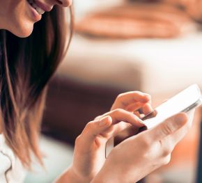 راه‌های ارتباطی با نم نمک؛ مشاوره تبلیغات به سادگی و بدون پیچیدگی!