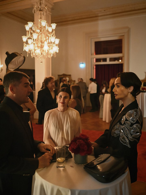 کت مجلسی بیرجه آکالای