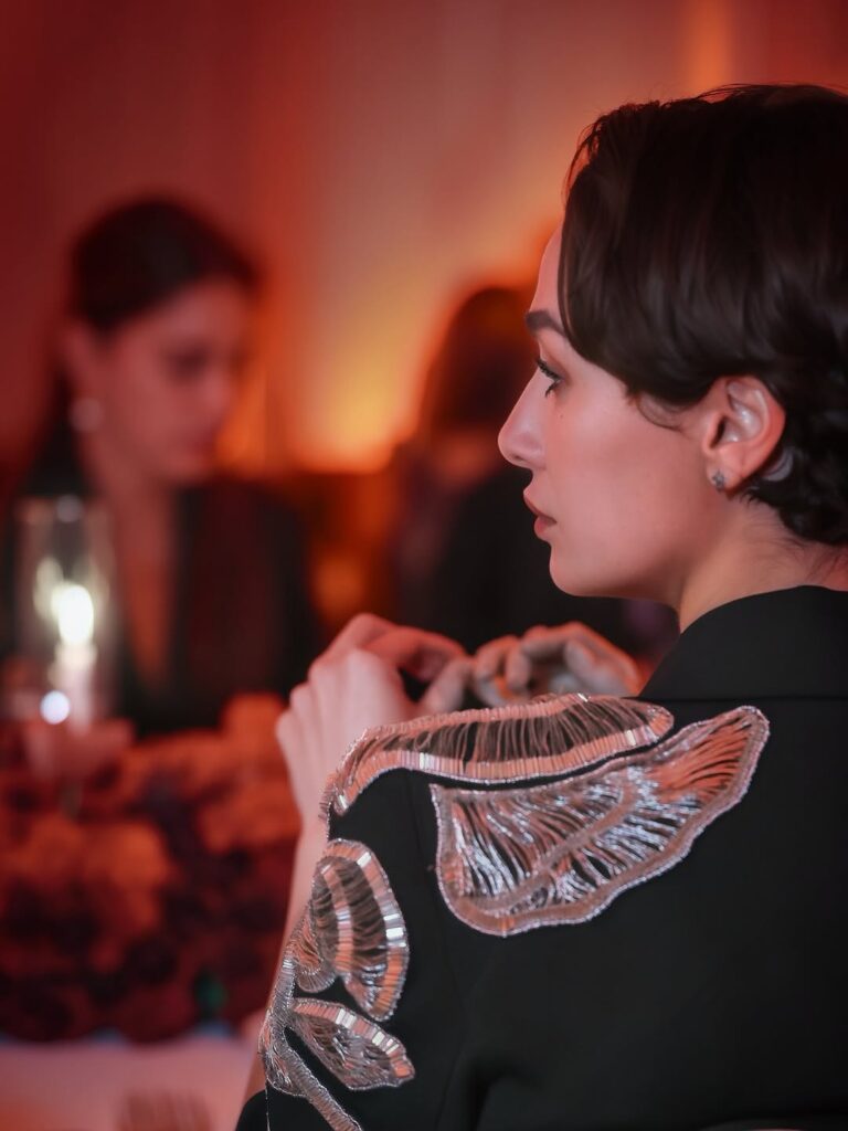 کت مجلسی بیرجه آکالای