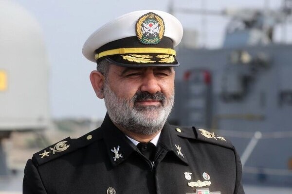 دریادار ایرانی پاسخ قاطع به ادعاهای مخالف درباره مالکیت جزایر سه‌گانه داد