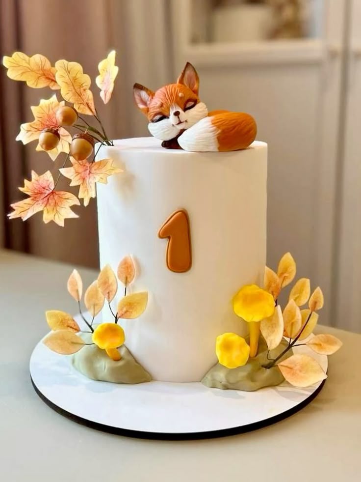 کیک تولد پاییزی پسرانه و مردانه شیک