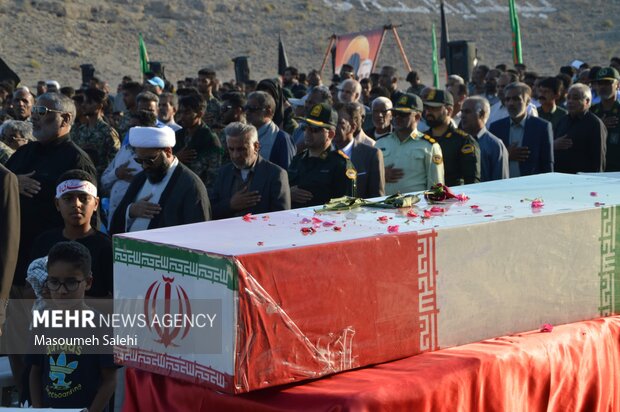 گزارش مهر از برپایی موکب‌ها برای استقبال از شهید گمنام در شهر بیکاه