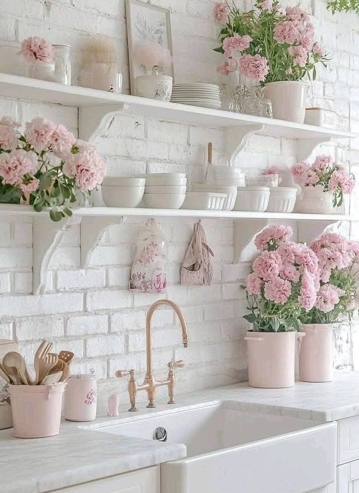 دیزاین بالای سینک ظرفشویی