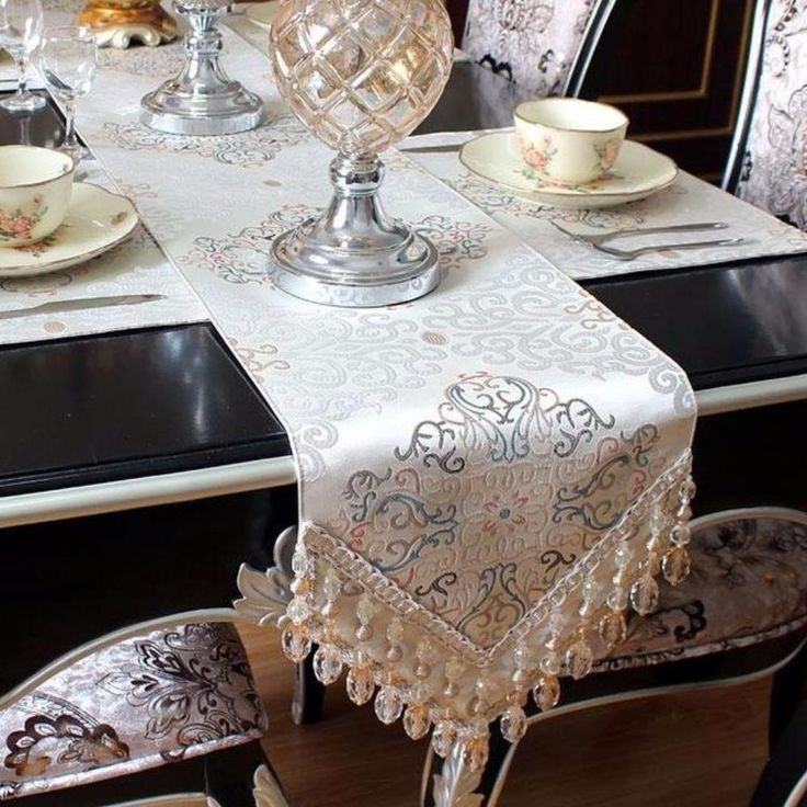 رانر میز ناهارخوری